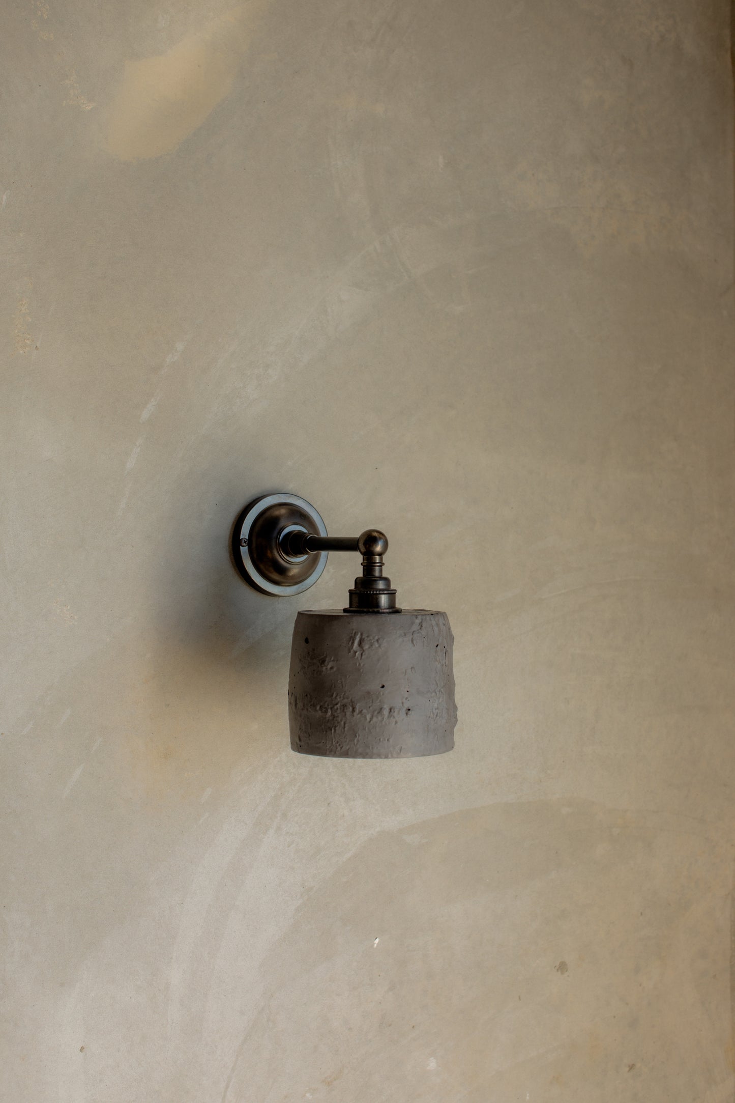 Myrtle Straight Arm Wall Light