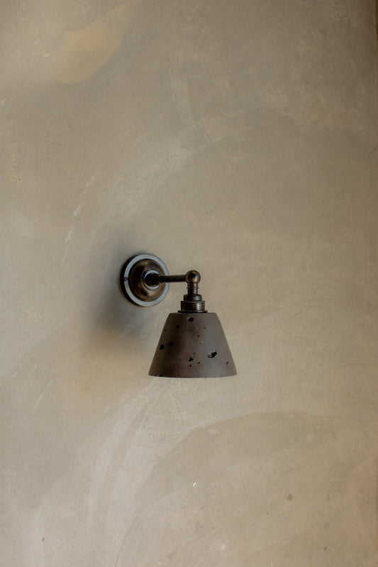Mod straight Arm Wall Light
