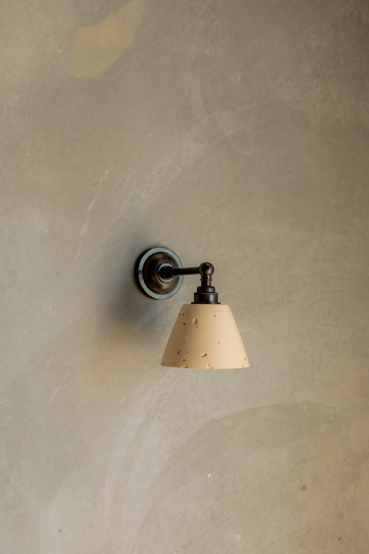 Mod straight Arm Wall Light